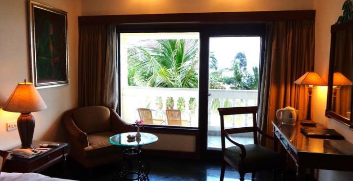 The Hans Coco Palms Puri Exterior foto